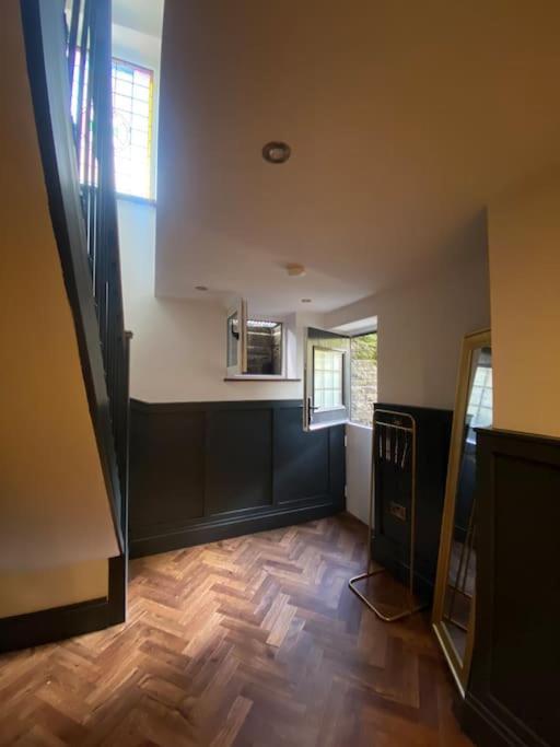 Unique Victorian Stable Conversion Halifax Zewnętrze zdjęcie